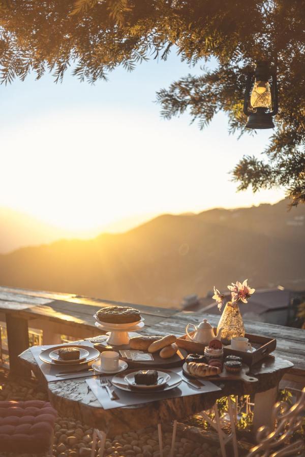 Seclude Mussoorie Hotel Buitenkant foto