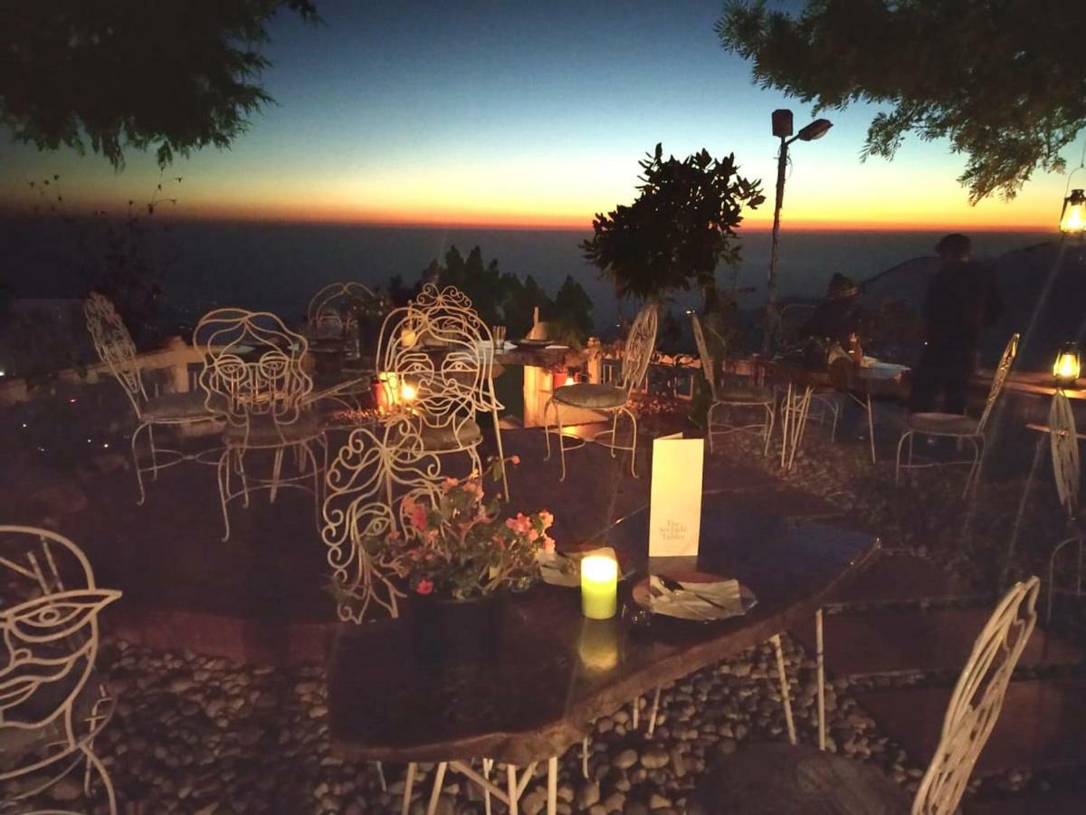 Seclude Mussoorie Hotel Buitenkant foto